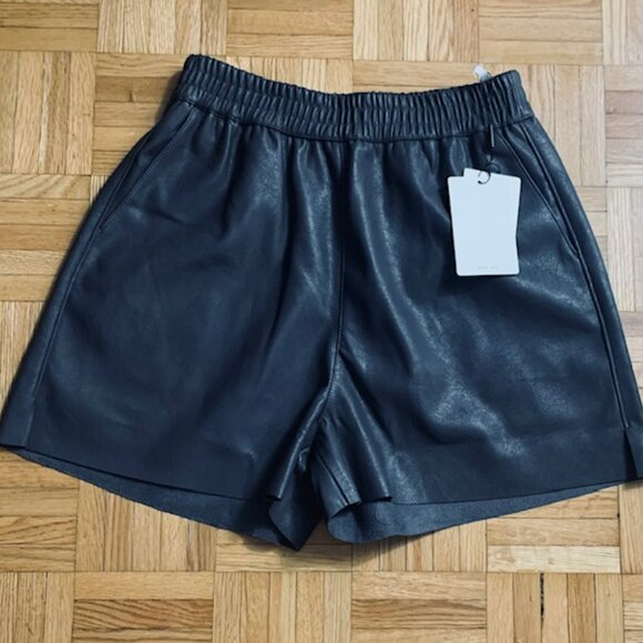 Short en cuir - Picture 2 of 5